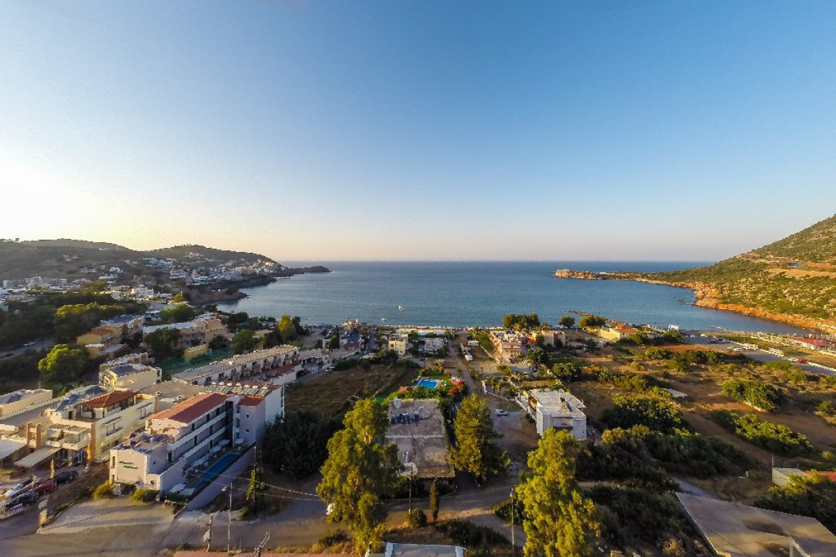 Manos Palace (K)