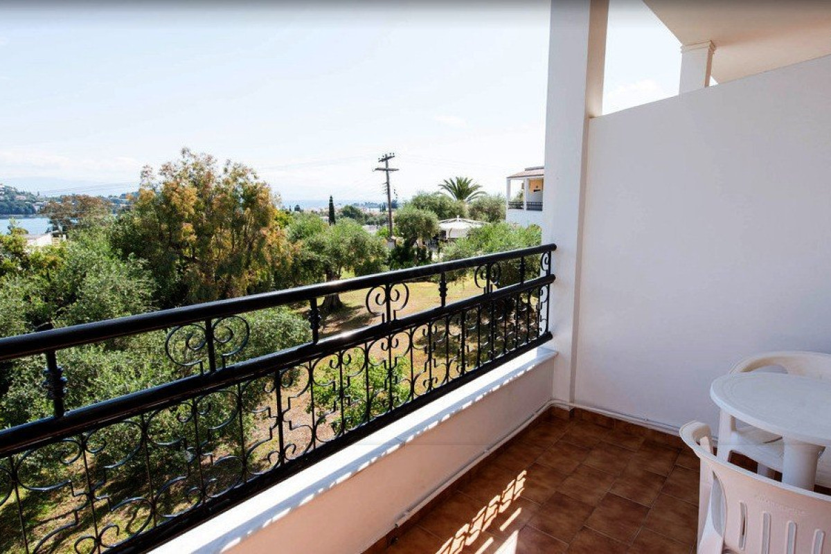 Paradise Hotel (Gouvia)