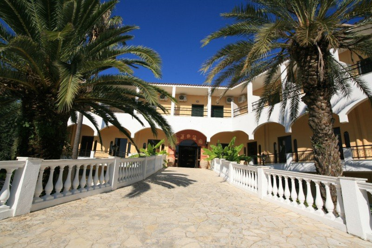 Paradise Hotel (Gouvia)