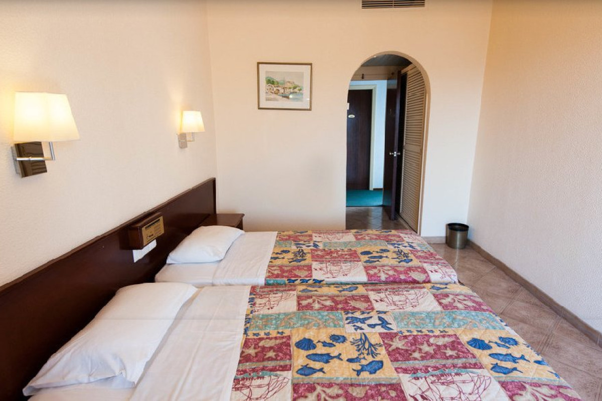 Paradise Hotel (Gouvia)