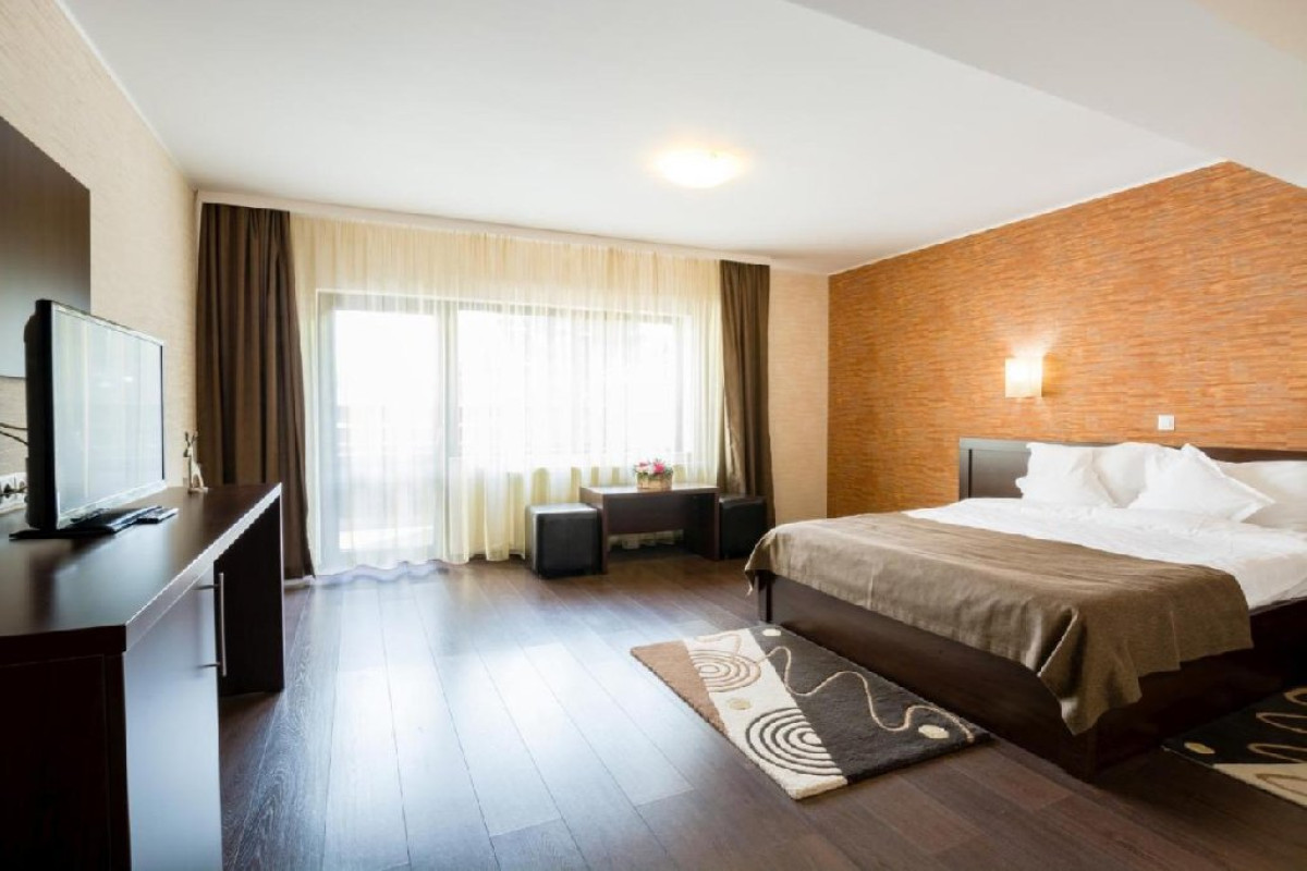 Hera Luxury