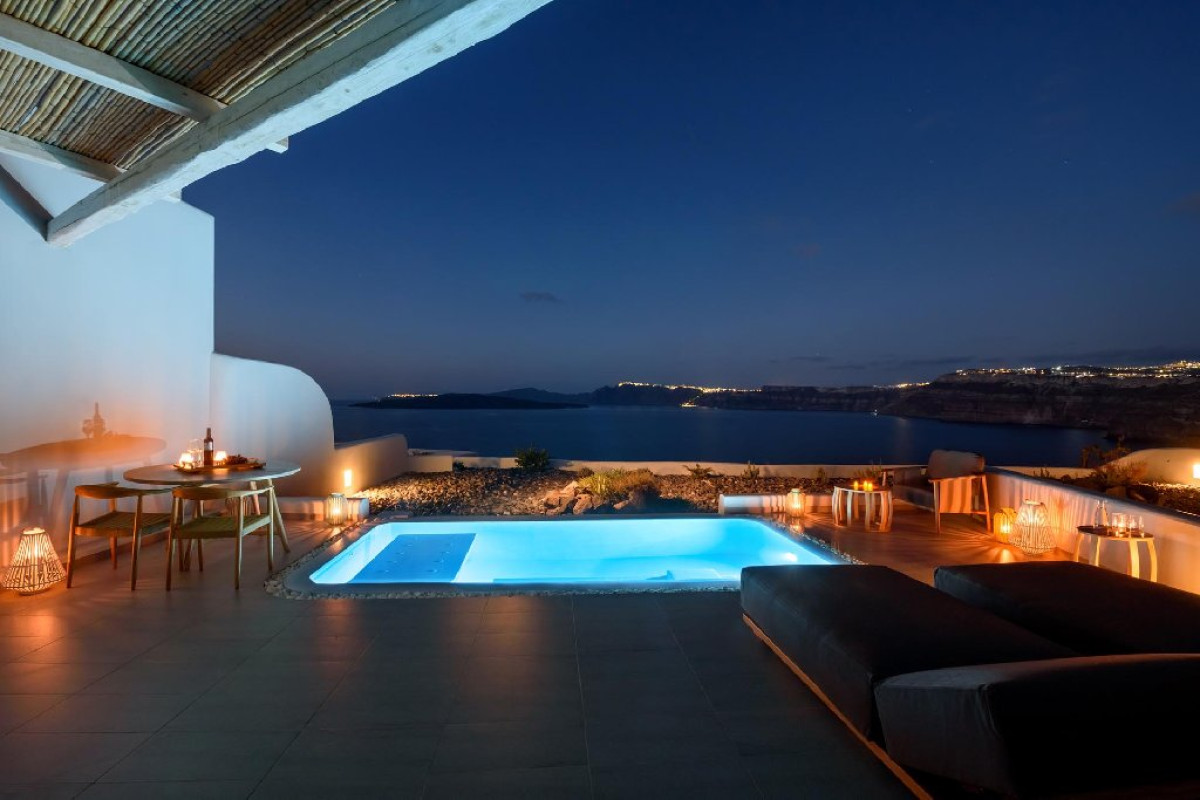 Neptune Luxury Spa Suites