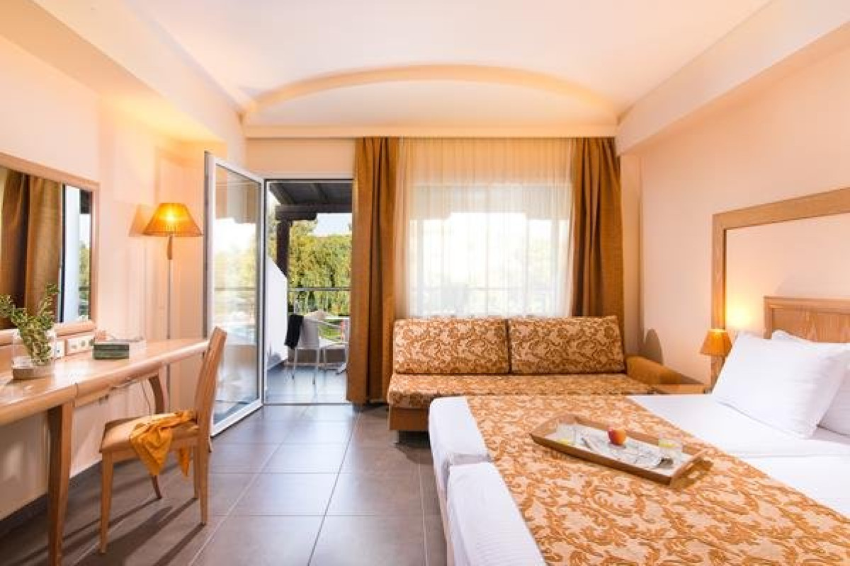 ALEXANDROS PALACE SUITES - Ouranoupolis