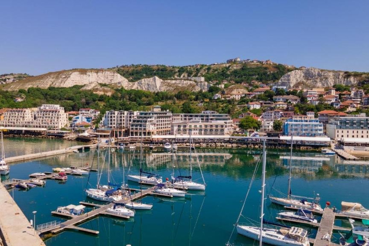 MISTRAL (Balchik)