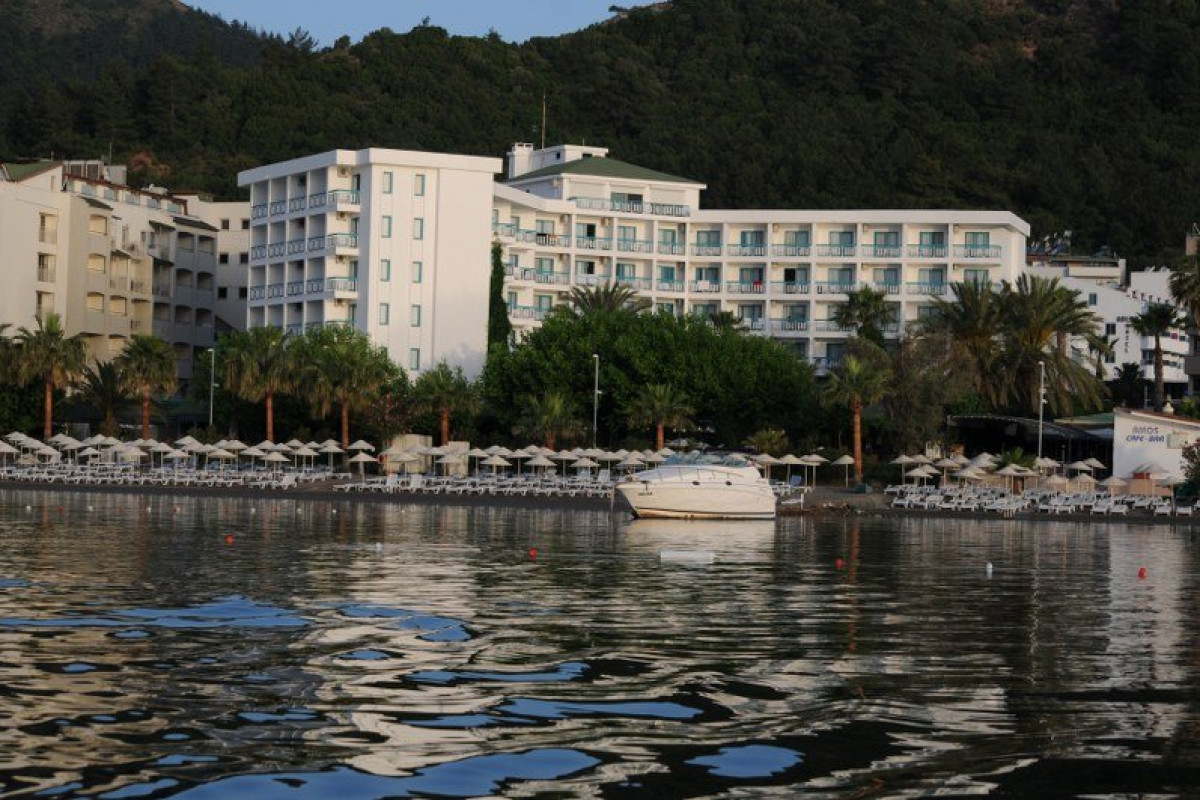 TROPIKAL BEACH HOTEL