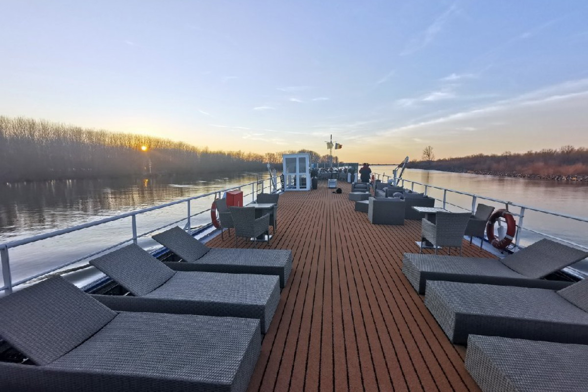 MS Diana-Nava de croaziera pe Dunare