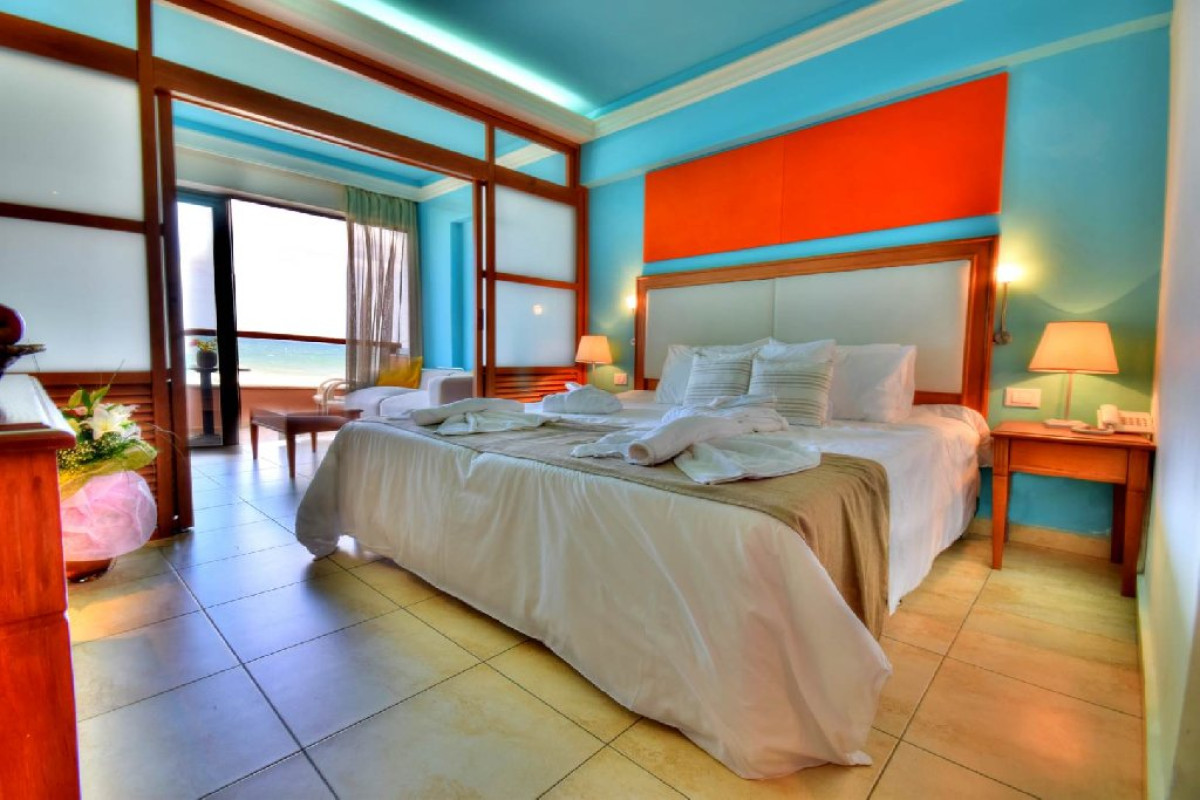 Kiani Beach Resort (C)