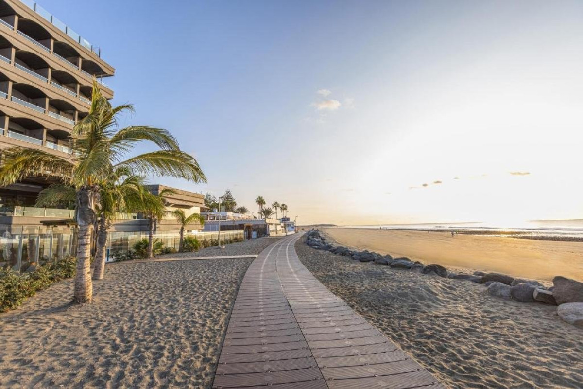 Faro,Lopesan Collection Hotel 5* Adults Only +18