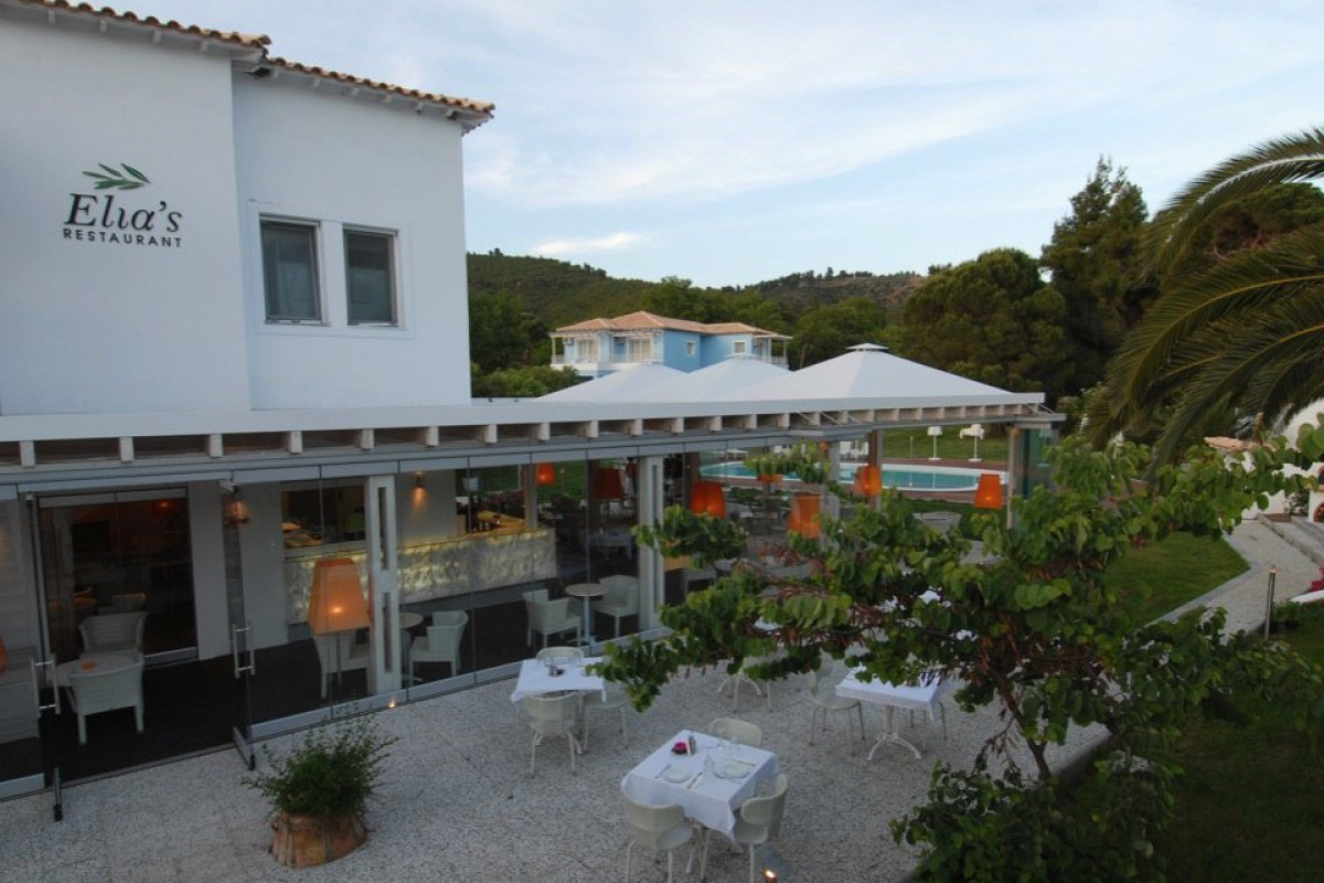 Mandraki Village