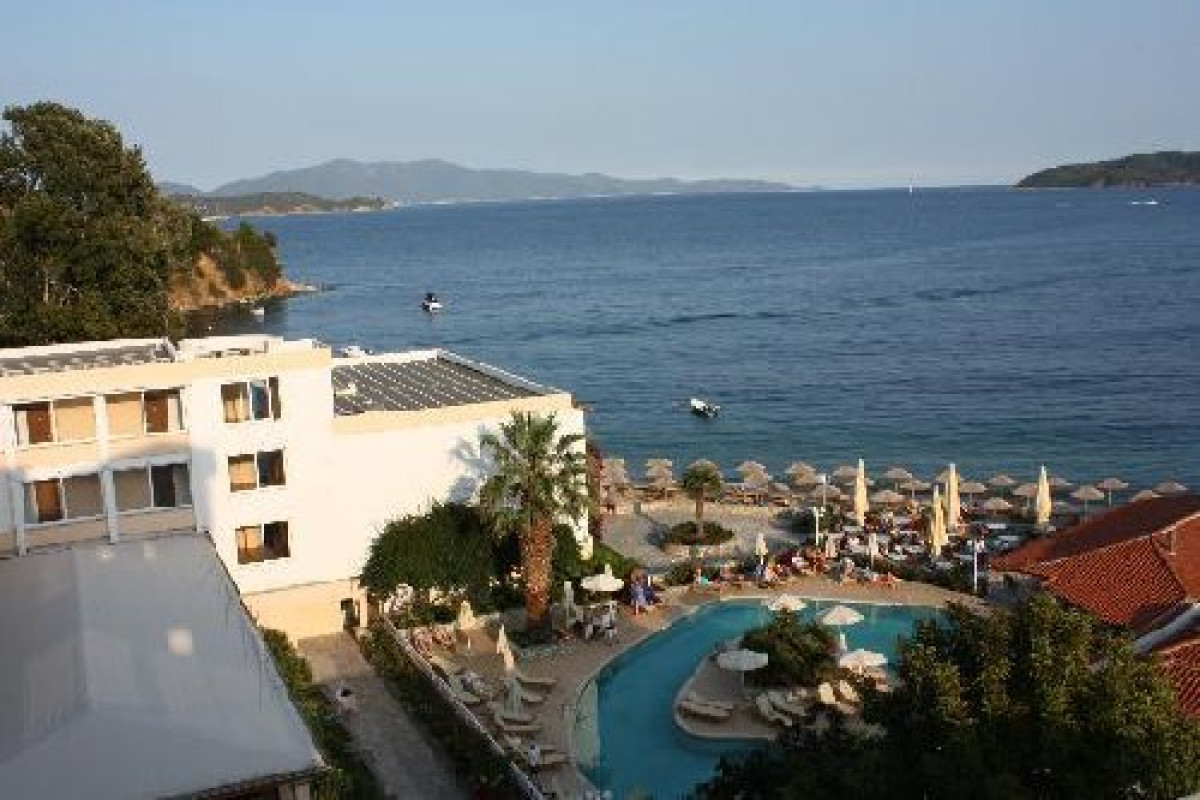 Esperides Hotel (Achladies)