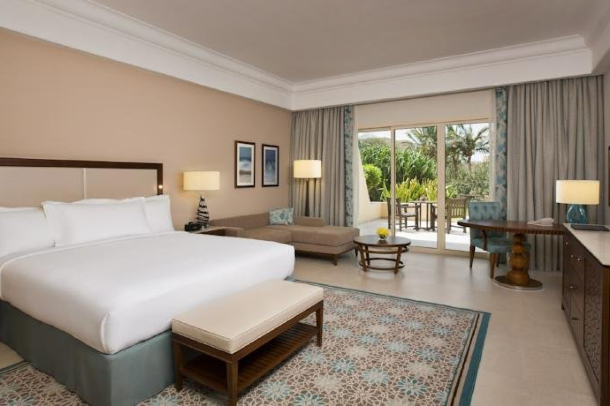 Hilton Al Hamra Beach Golf Resort