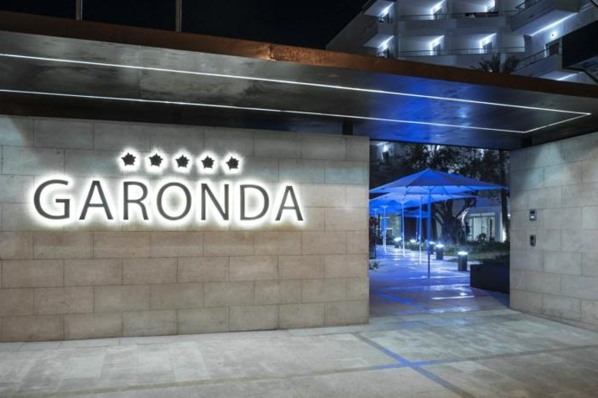 Pure Salt Garonda (Adults Only)
