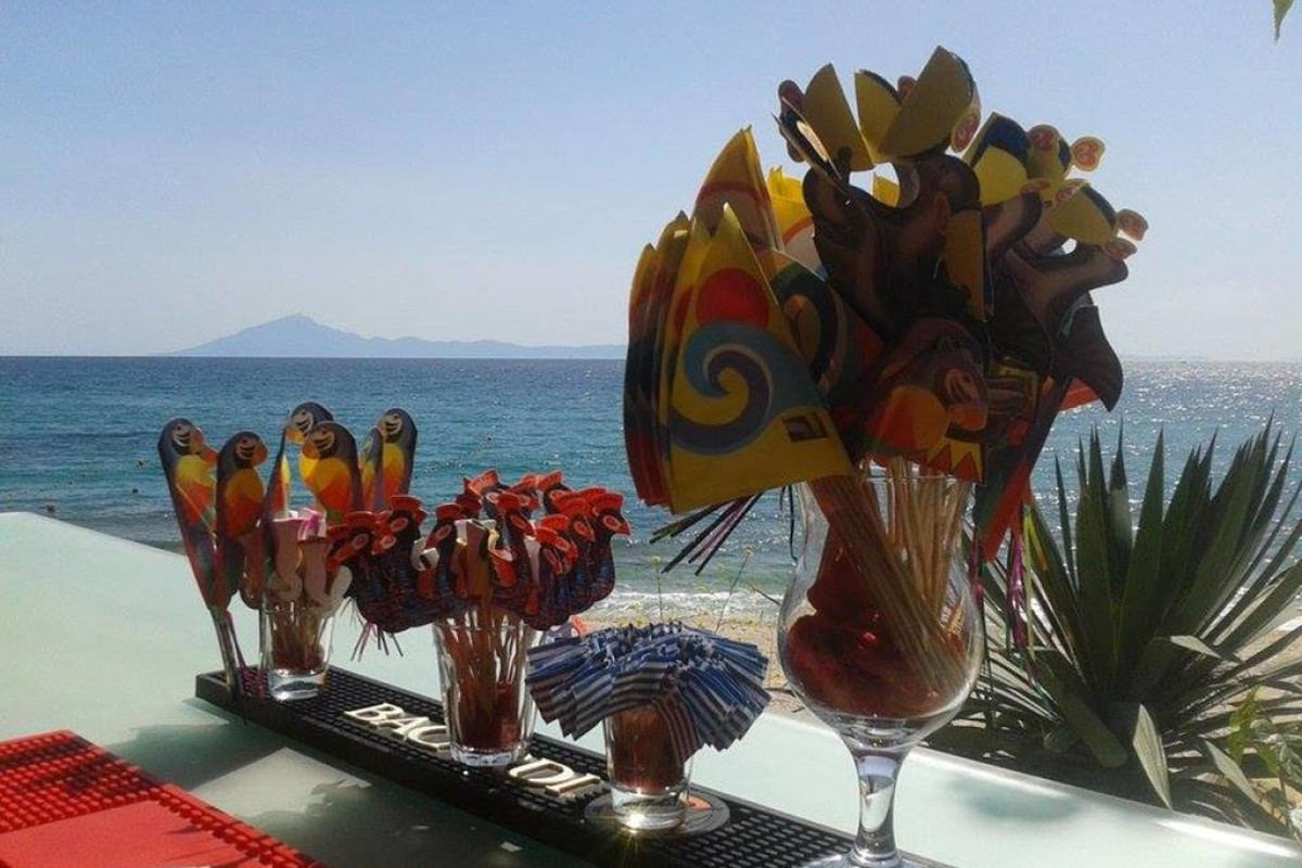 Kapahi Beach Hotel ( Pefkari)