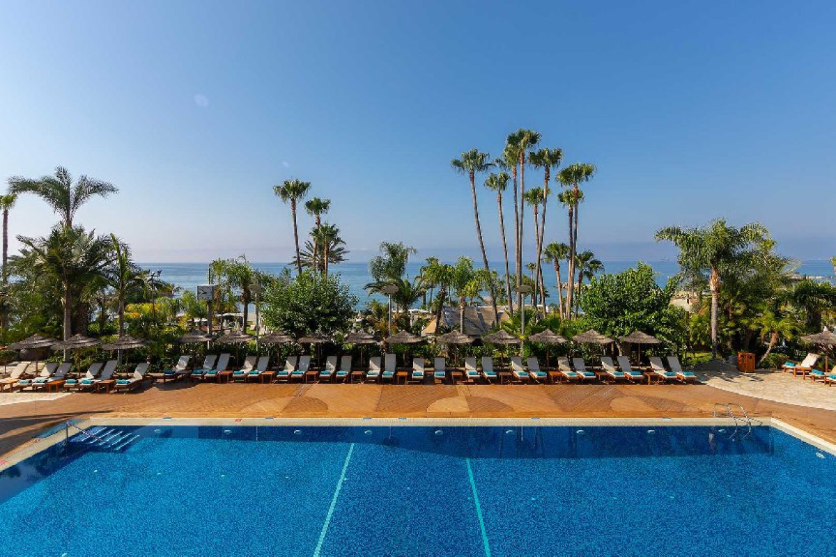 Amathus Beach