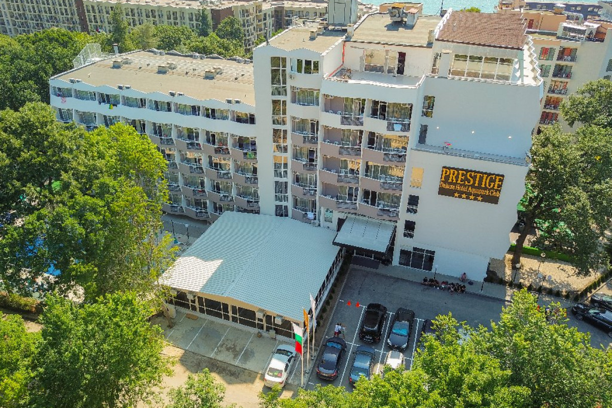 PRESTIGE DELUXE AQUAPARK CLUB