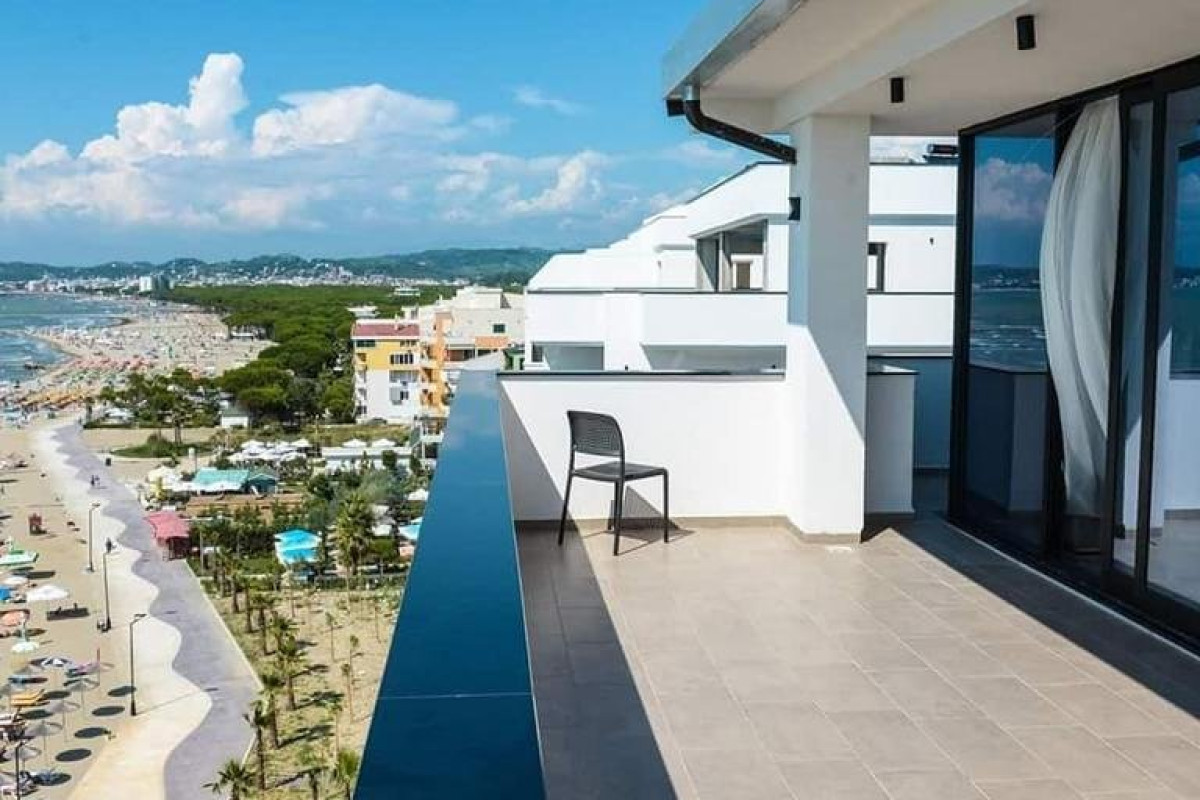 Brilliant Hotel and Spa (Golem - Durres)