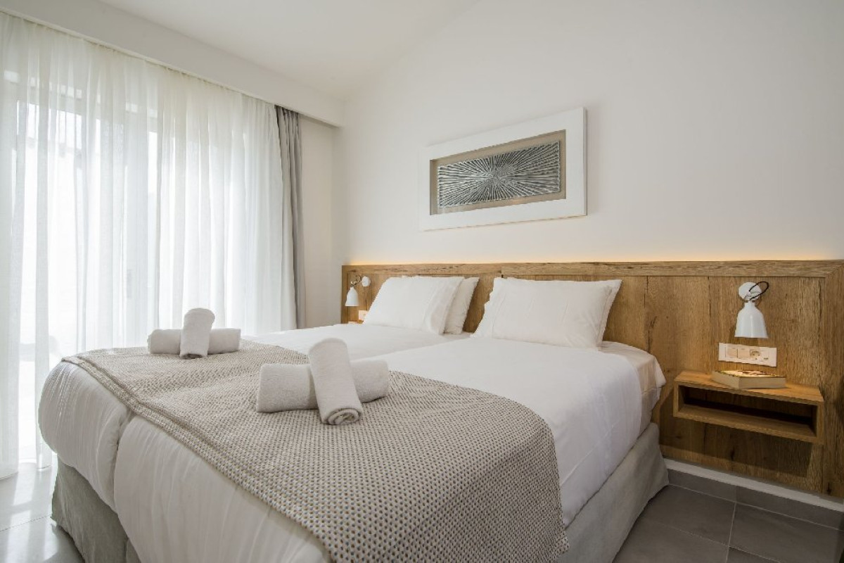 Lotus Hotel Apartments (K)
