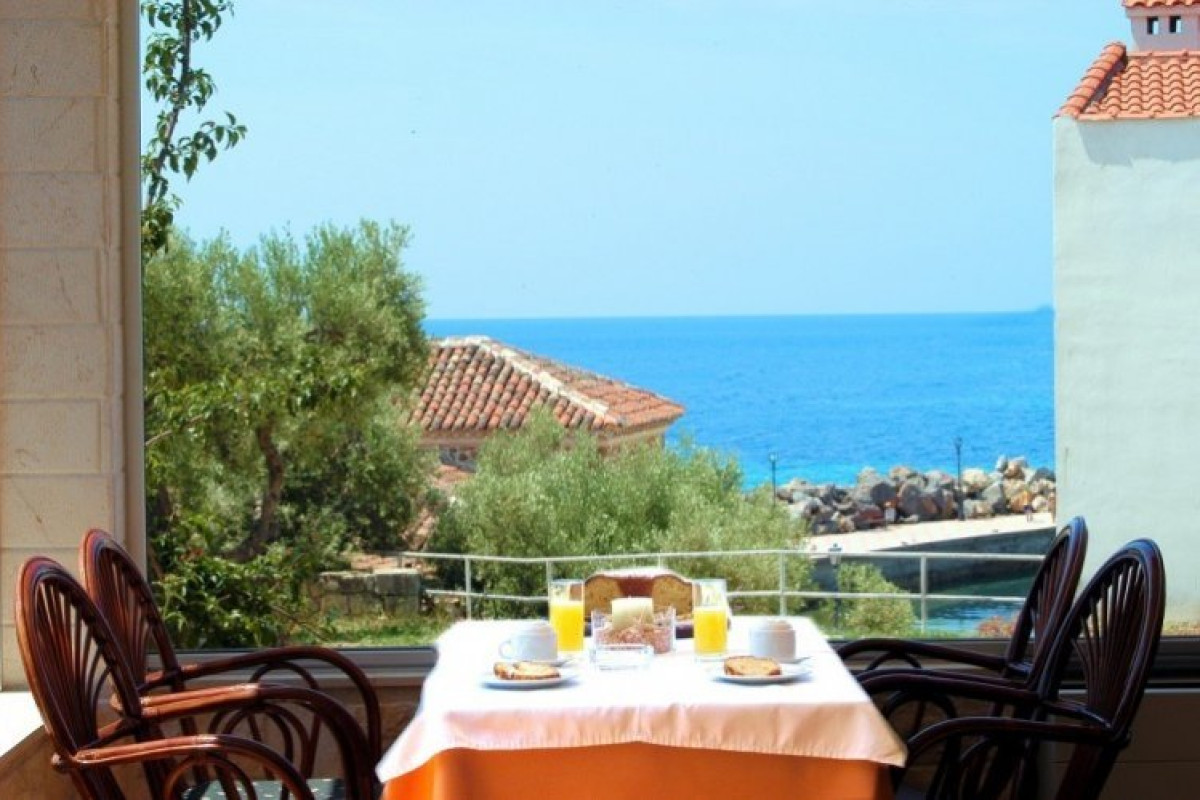 Loutra Beach (Loutra, Kassandra)