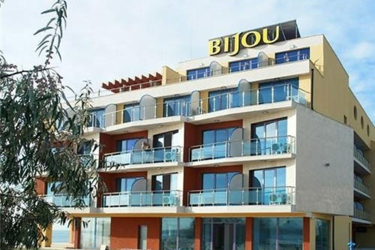 BIJOU
