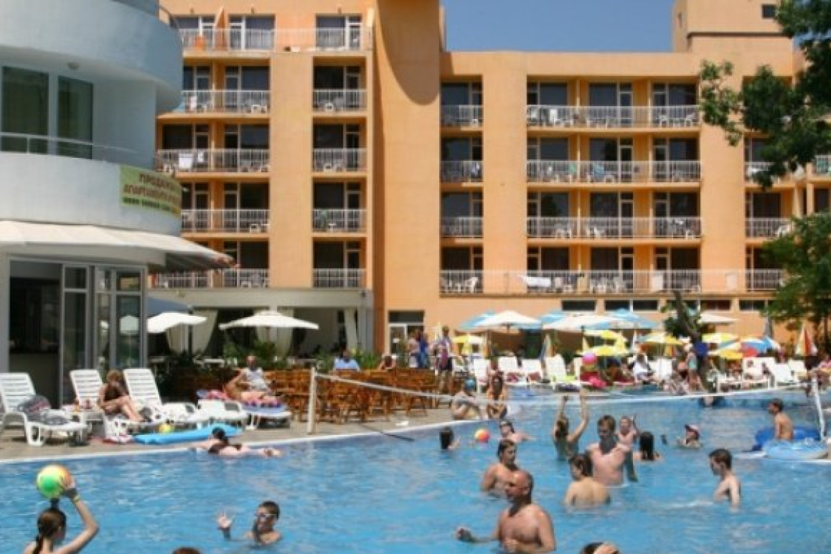 SUN PALACE CLUB HOTEL