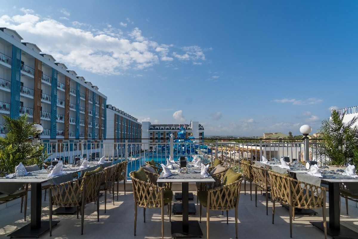 ARCANUS HOTELS TRENDLINE SIDE - NOU! DESCHIS 2023