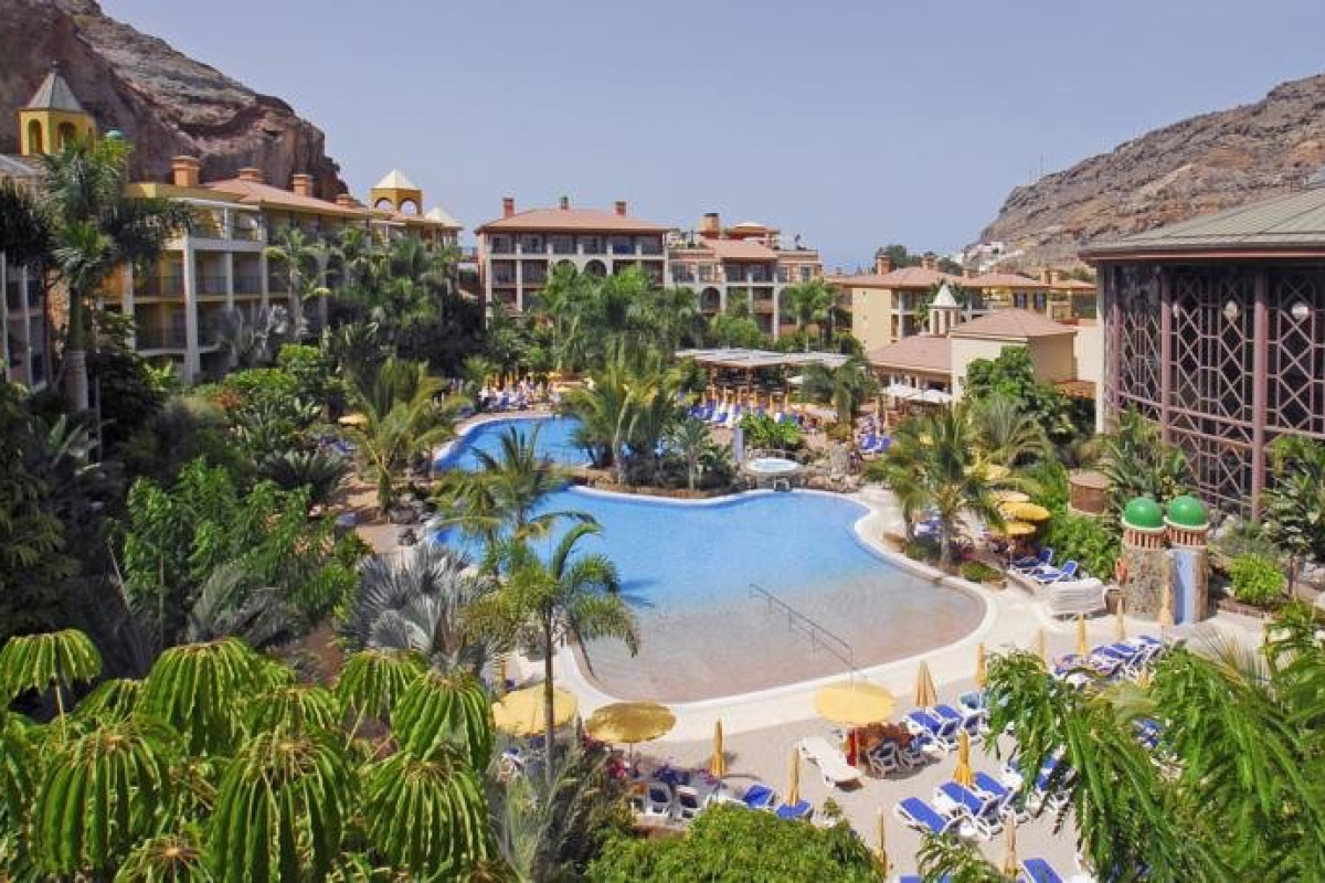 CORDIAL MOGAN PLAYA 4*