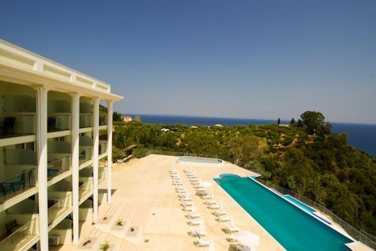 Avalon (Adults Only, + 18 ani) (Zante Town)