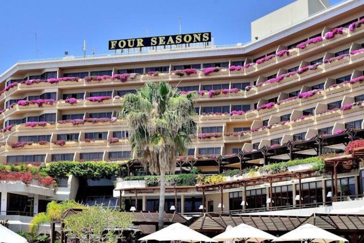 FOUR SEASONS HOTEL
