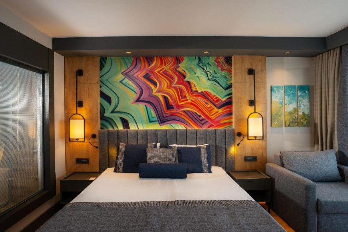ALARCHA HOTELS RESORTS