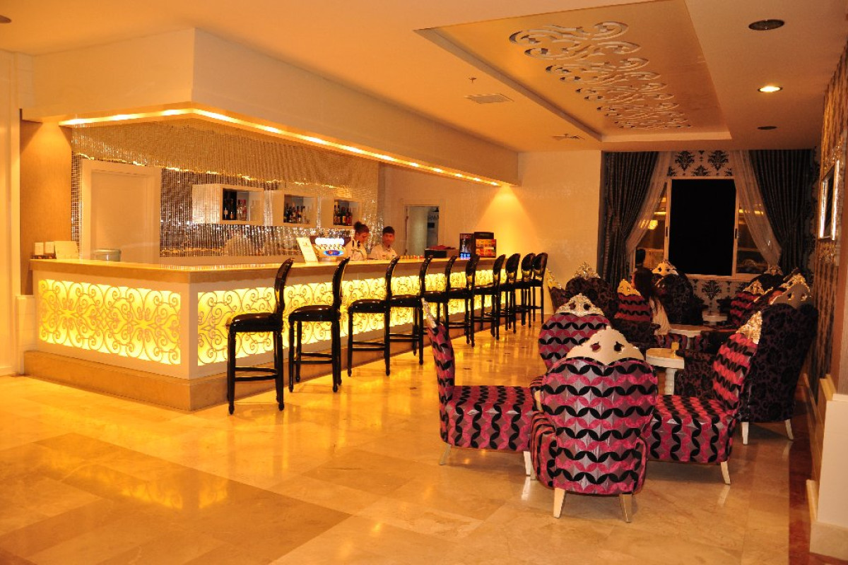 SERENIS SIDE HOTEL