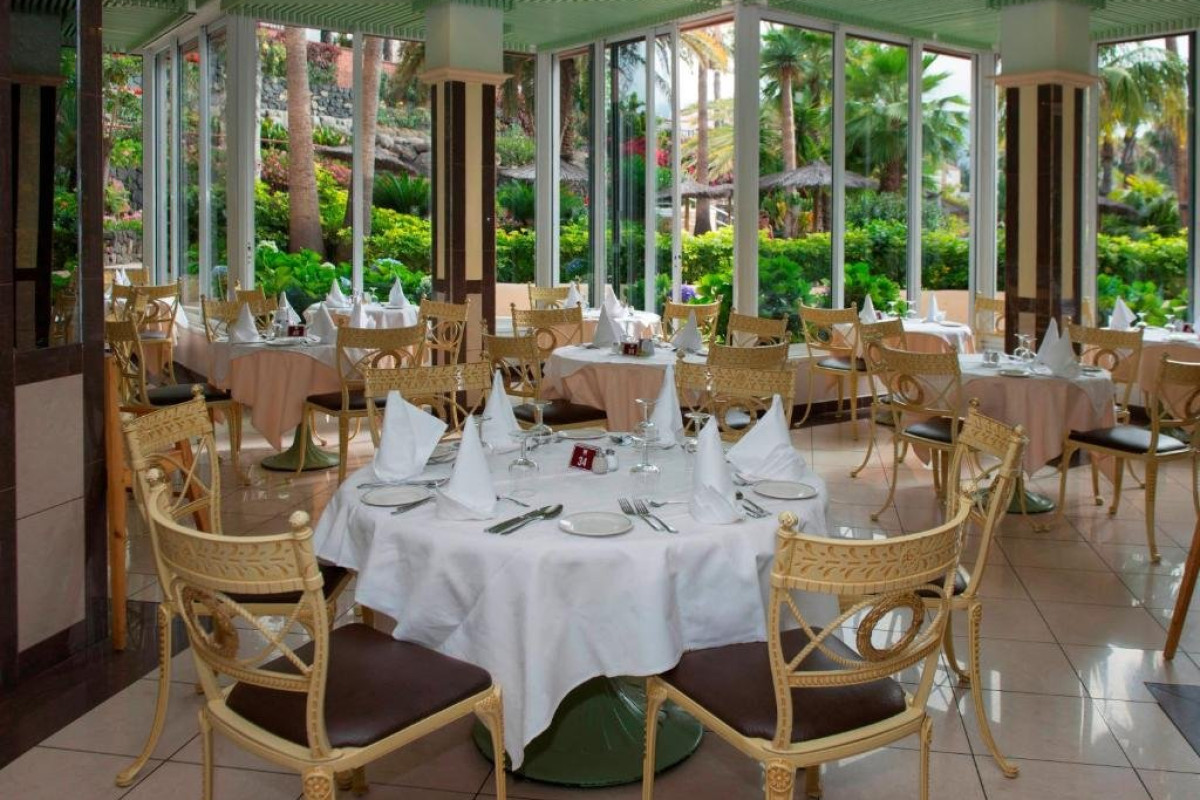 Puerto Palace