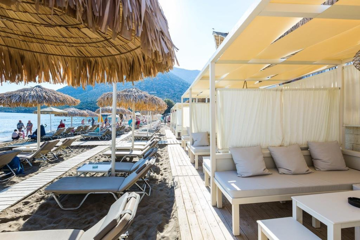 Nostos Beach Boutique (K)