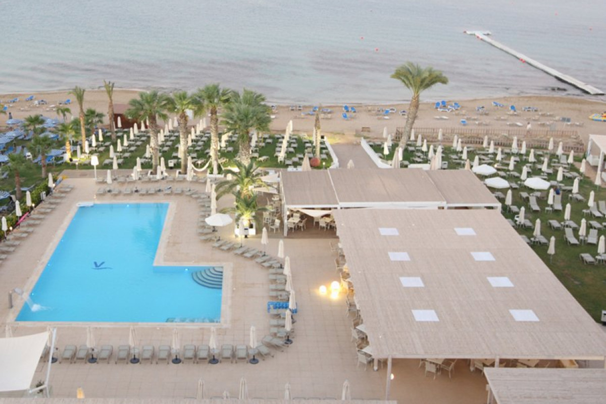VRISSIANA BEACH