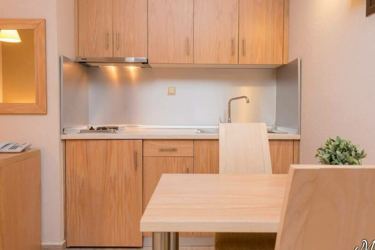 MARY S RESIDENCE SUITES