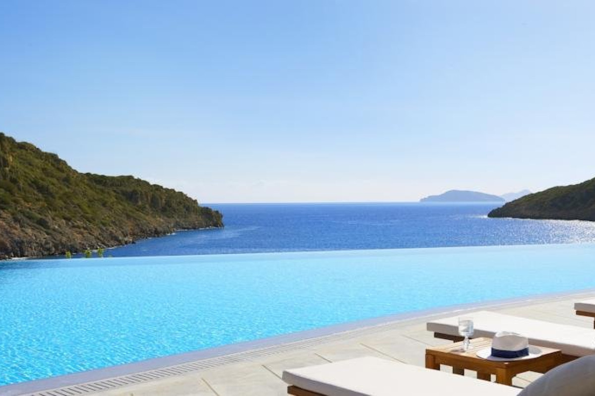 Daios Cove Luxury Resort and Villas (Vathi)