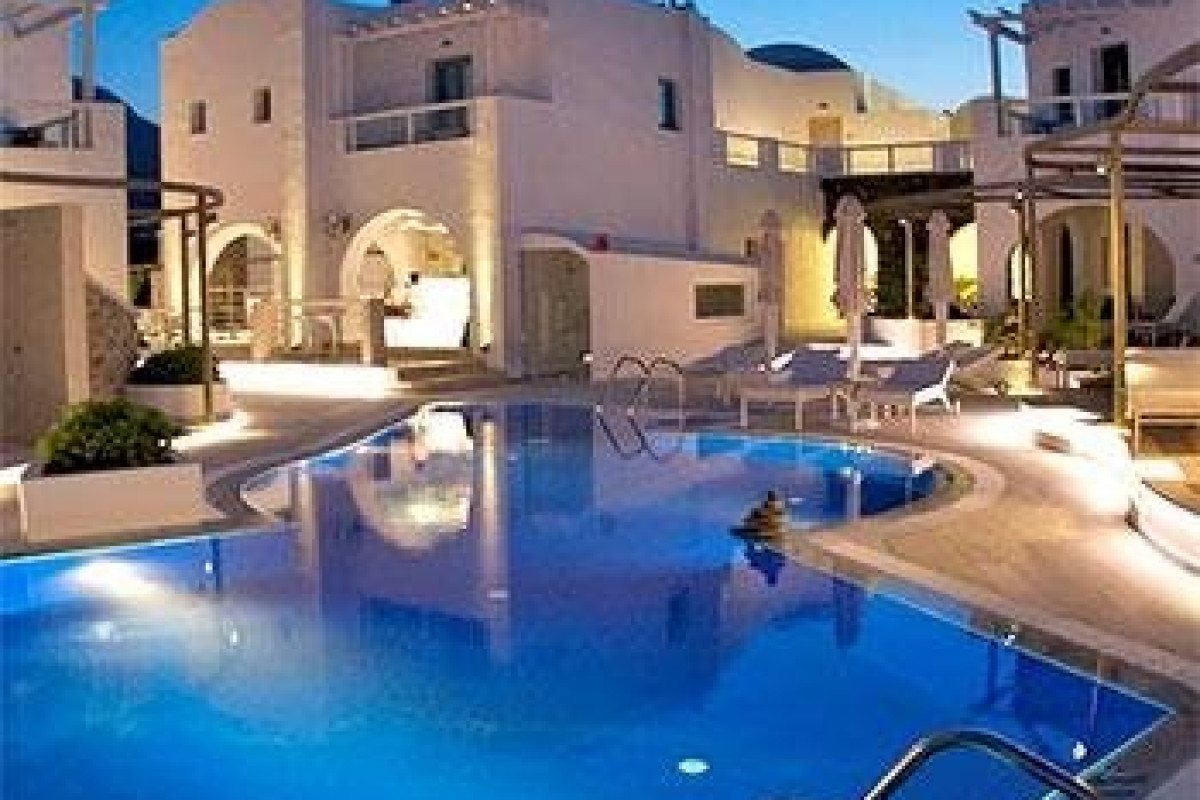 La Mer Deluxe Hotel