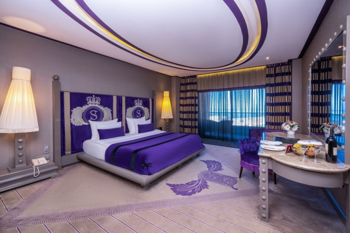 SELECTUM LUXURY RESORT