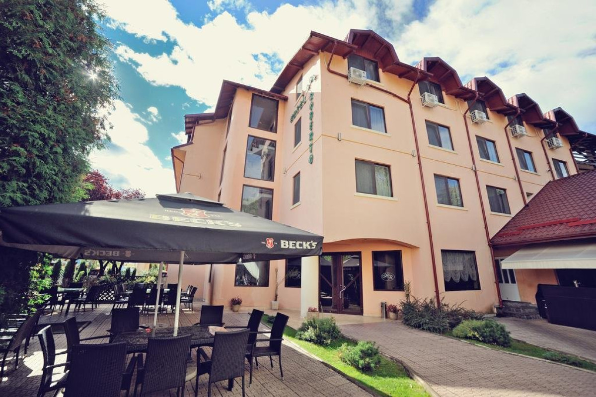 Hotel Roberto