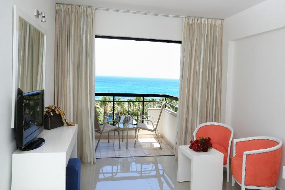 ANASTASIA BEACH HOTEL