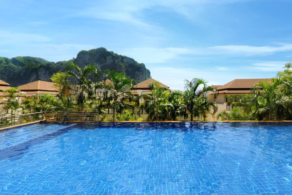 AO NANG CLIFF BEACH RESORT