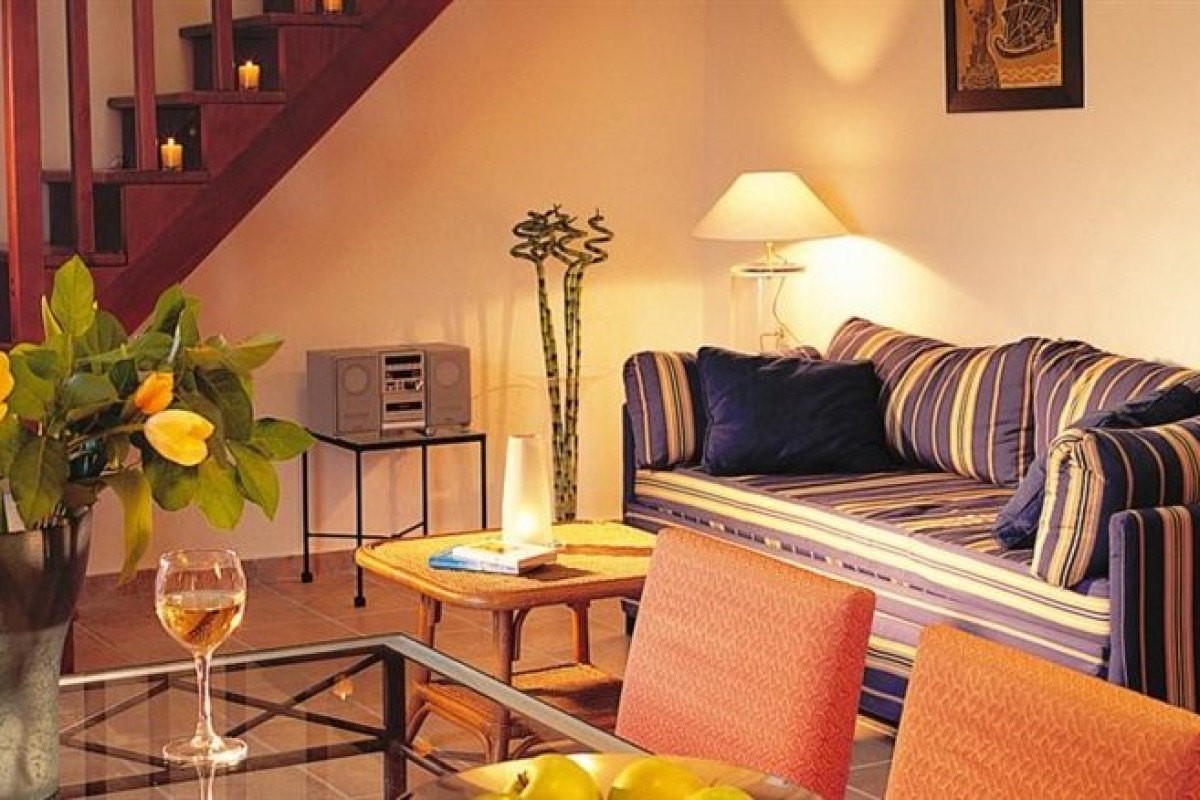 GRECOTEL PLAZA BEACH HOUSE (100%payment on EB, nonref) (K)
