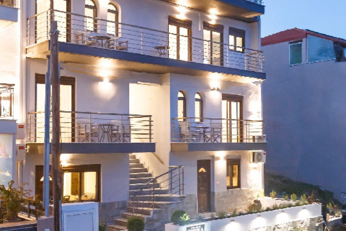 9 Ennea Luxury Rooms