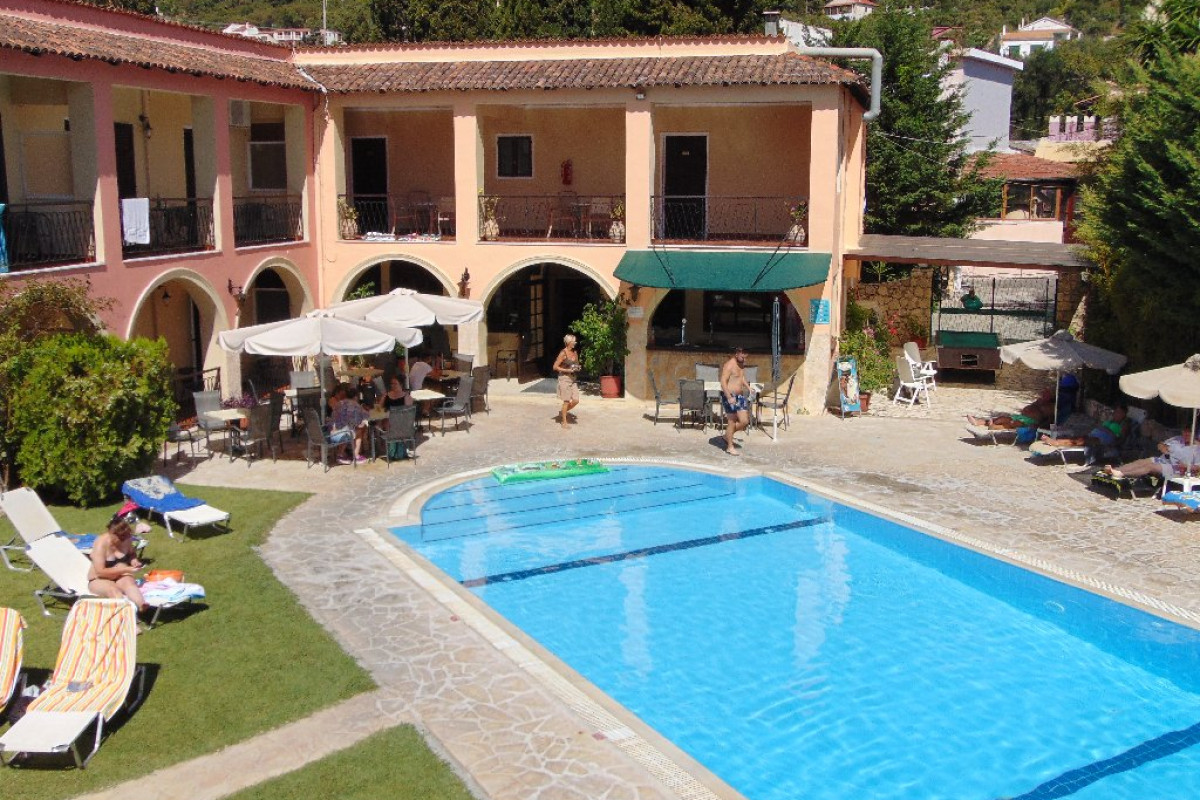 Annaliza Aparthotel