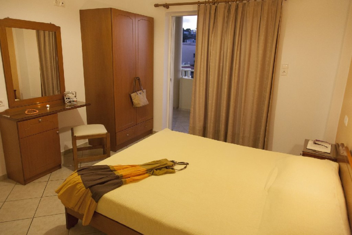 Blue Sky Apartments - Agia Marina