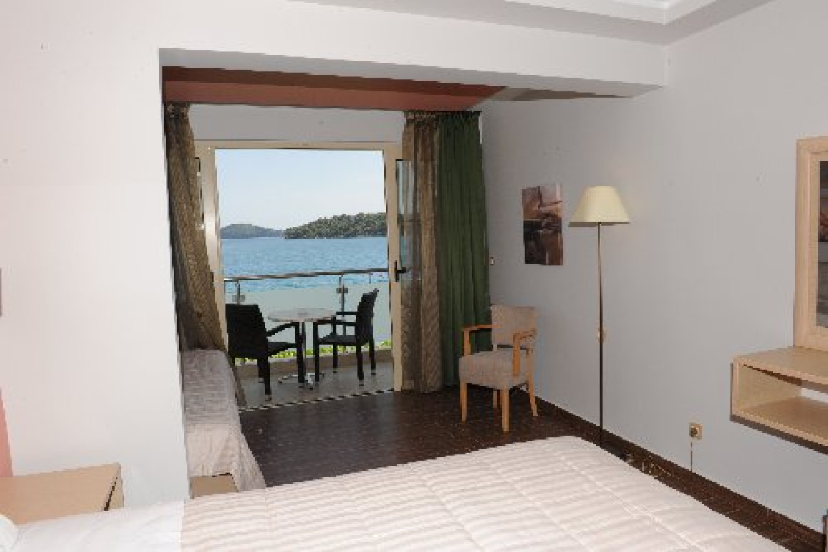 Armeno Beach (NIDRI)