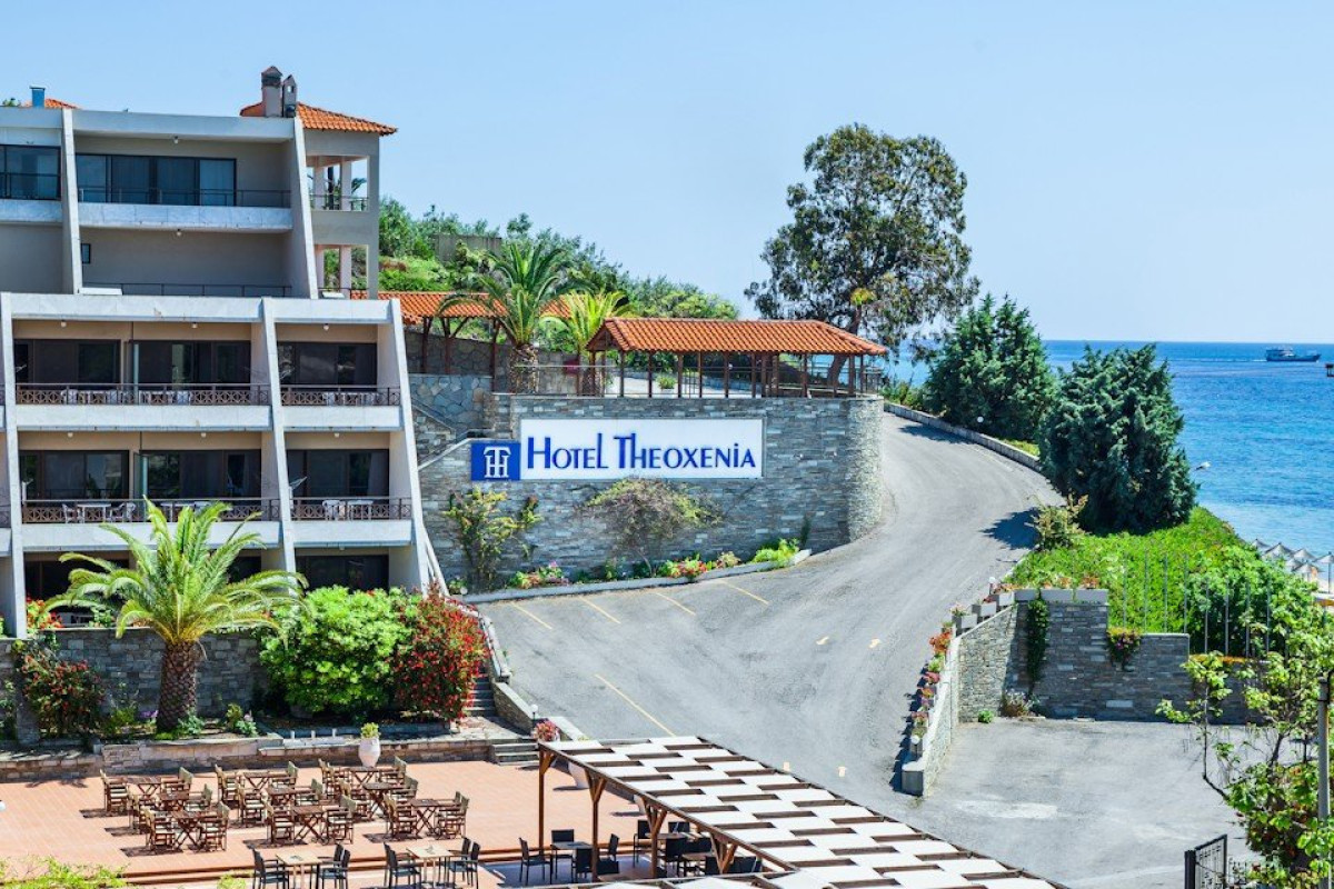 Theoxenia Hotel (Ouranoupolis, Athos)