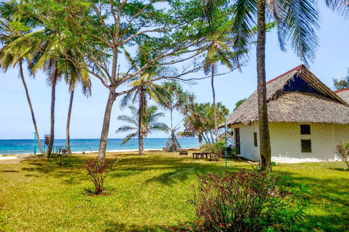 Jacaranda Indian Ocean Beach Resort