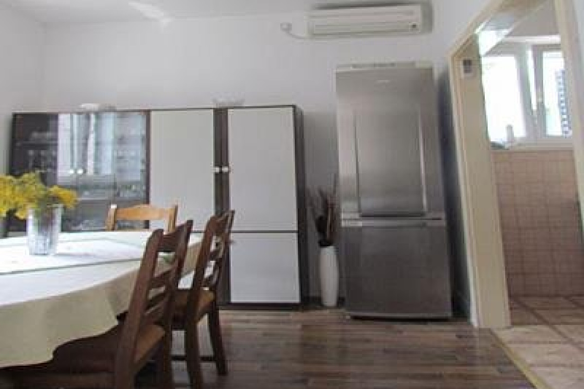 PETAR private house (Trogir)