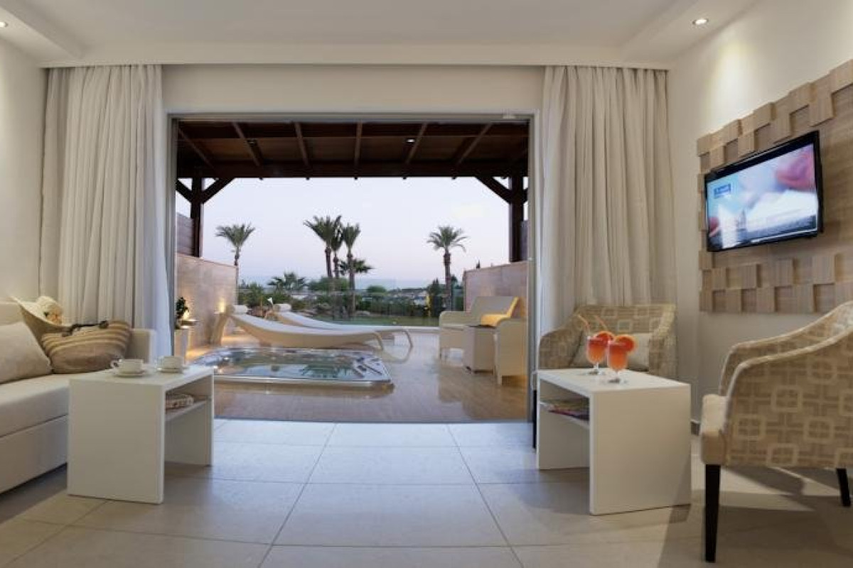 Asterias Beach