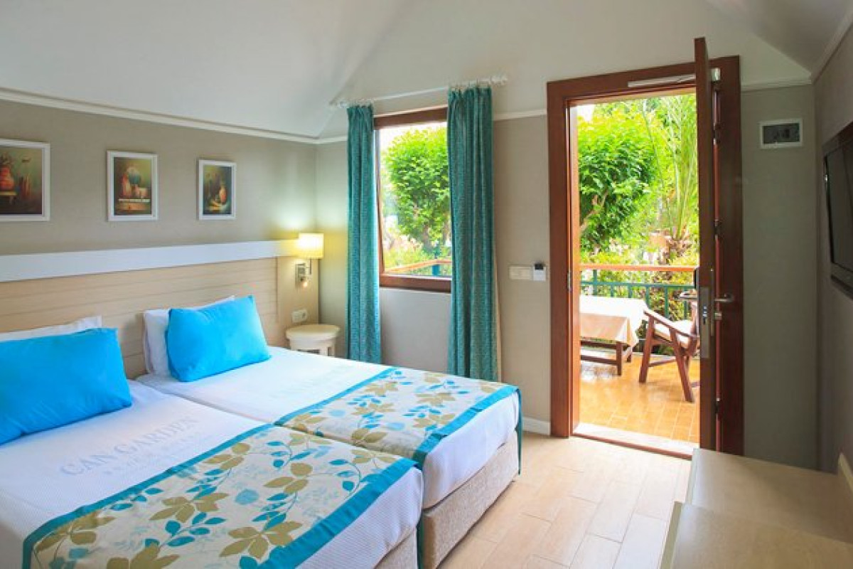 CAN GARDEN BEACH